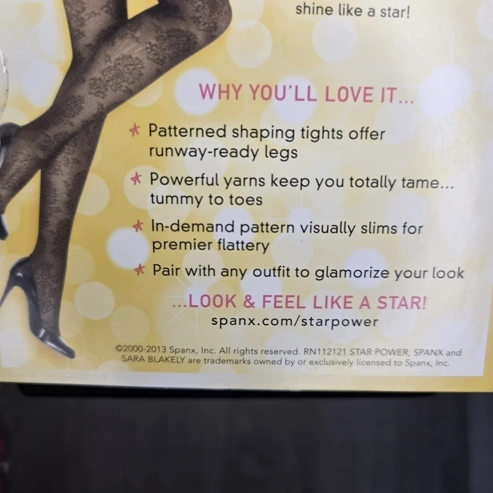 Spanx Star Power Center-Stage Patterned Shaping Tights Medallion Size B New